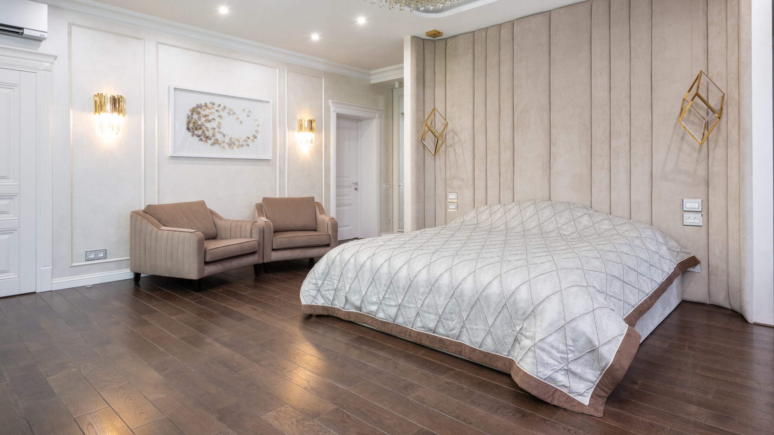 den-led-am-tran-nen-dung-loai-bao-nhieu-w